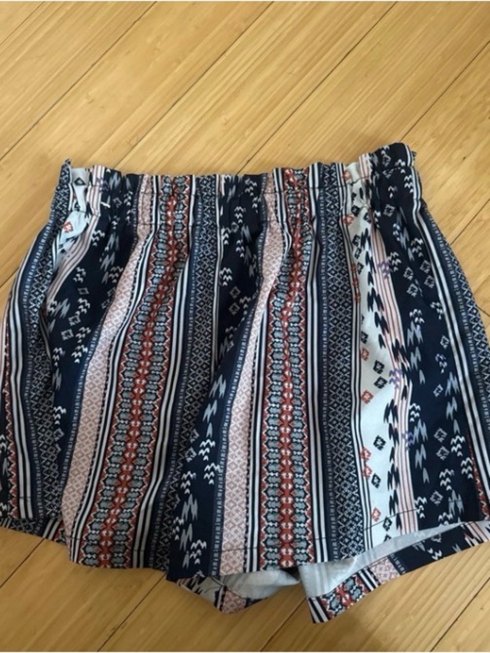 SHEIN Navy and Blush Patterned Elastic Waist Mini Skirt
